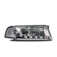 Phares avant, design feux diurnes, Skoda Octavia 01-04, aspect x�non, avec clignotants, feux anti-brouillard et correcteur de port�e lumineuse, verre lisse/fond chrome