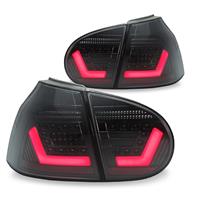 R�ckleuchten f�r VW Golf 5 mit Lightbar und Full-LED Technik, 03-08, Klar/Schwarz